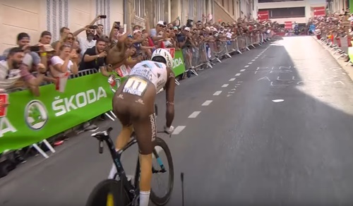 Bardet labours in Marseille (via YouTube)